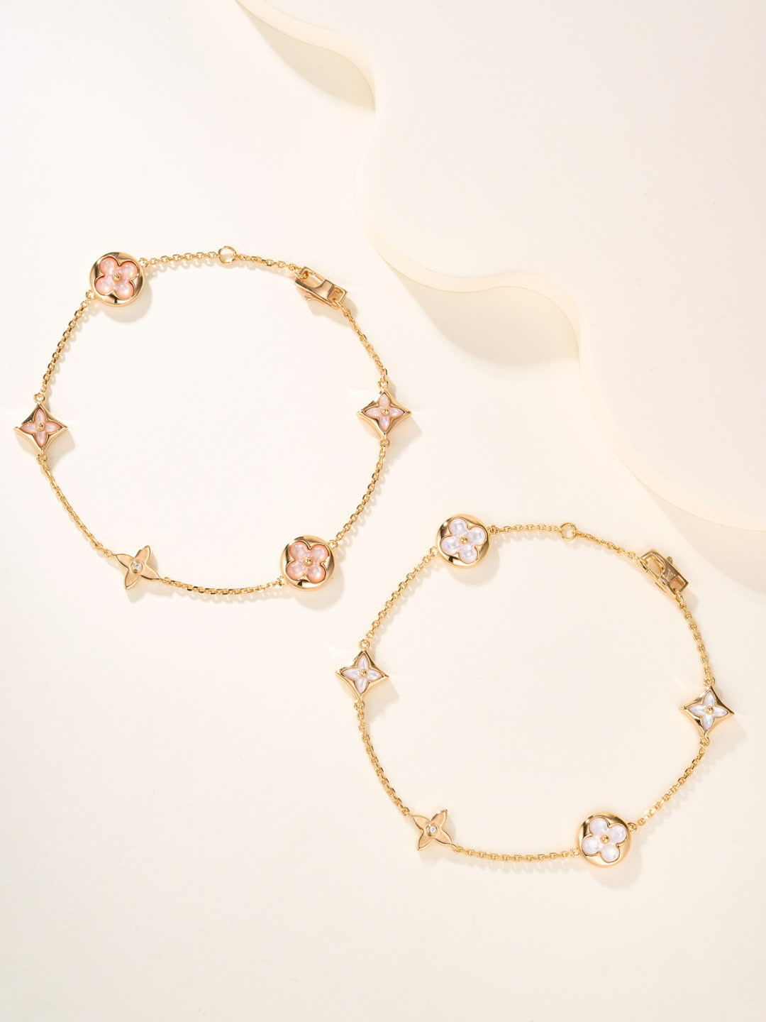 Louis Vuitton Gold Flower and Star Anklet